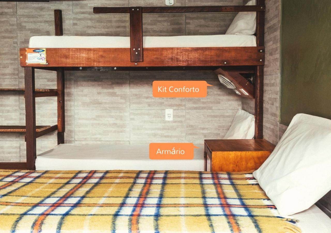 Single Bed 5-Bed Female Dormitory Room