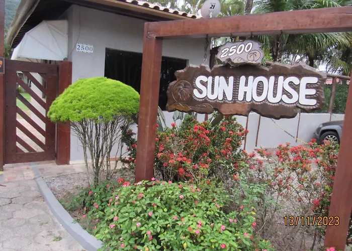 Aluguéis de temporada: Maresias - Flat confortável