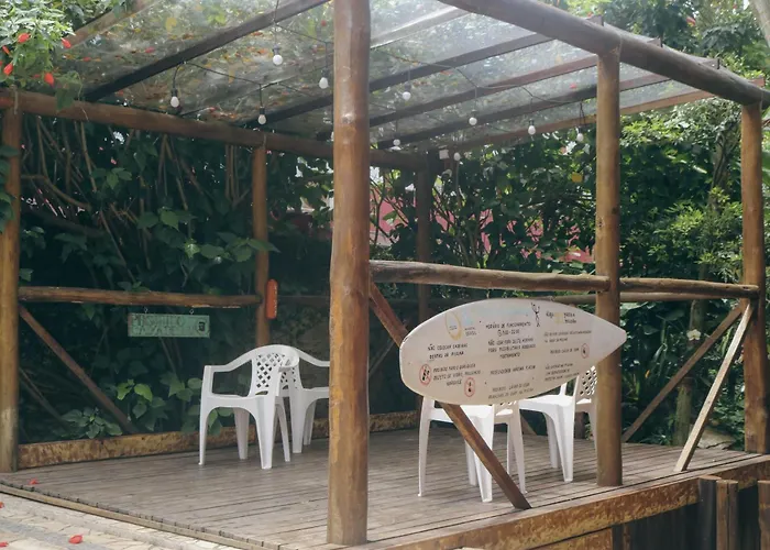 Maresias Hostel & Suites