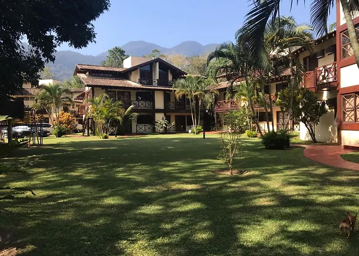 Linda Casa Condomínio
